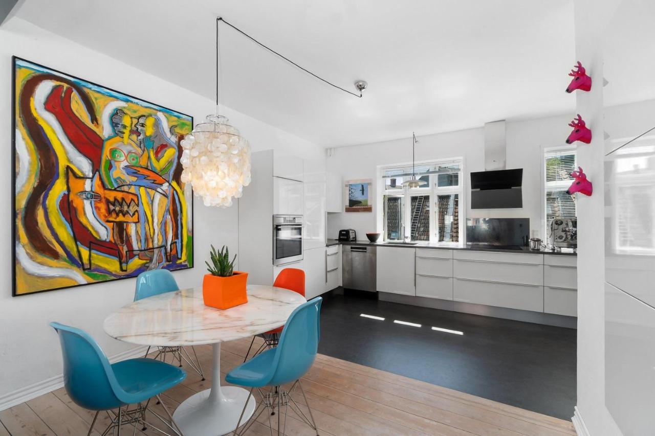 Beautiful Private Apartment, With Garden, Roof Terraze, 150 Square M, 2 Floors, 2 Bedrooms And An Extra Bed In The Livingroom Århus Esterno foto